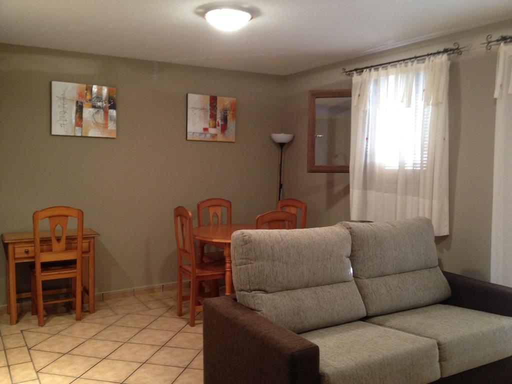 Apartamentos Residencial Fornocal Alquézar Værelse billede
